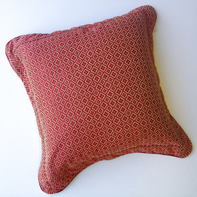 CUSHION, Red Gold Brocade w Flange Edge